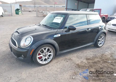 2010 Mini Cooper S from USA, damaged, VIN WMWMF7C54ATX41975